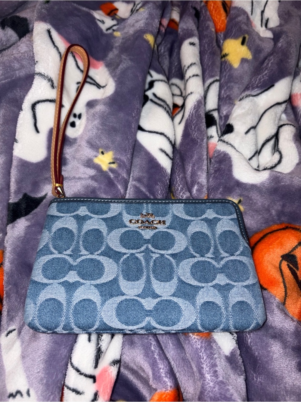 NWOT Coach Light Blue Denim Signature Wristlet with Leather Strap